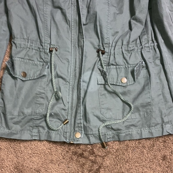 Cargo New Look SMALL Cargo Utility jacket cinch waist, hood, army green … - Picture 4 of 10